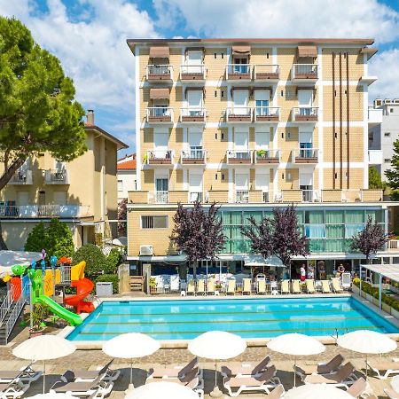 Lotus Hotel All Inclusive & Spiaggia Rimini Bagian luar foto