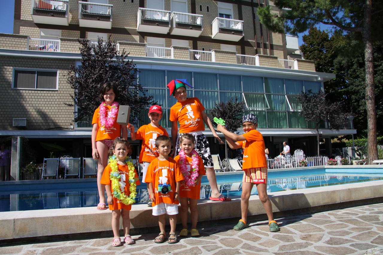 Lotus Hotel All Inclusive & Spiaggia Rimini Bagian luar foto